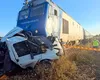 Filmul tragediei din Galați, în care patru persoane au murit după ce autoutilitara lor a fost spulberată de tren. Ce s-a întâmplat cu puțin timp înainte de accident VIDEO