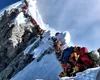 Tone de gunoi și poluare pe Muntele Everest. 240.000 de litri de urină ajung chiar în ghețar, contaminând apele acestuia