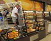 Scandal într-un supermarket din Cluj după ce un client i-a făcut observație unei cliente certate cu bunul simț: „S-a răstit la mine: ‘Ce vrei, dom’le? Du-te în treaba ta\'”