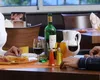 „Taxa zgârcitului” provoacă revoltă în Austria. Turiștii plătesc până la 11 euro pentru o farfurie goală