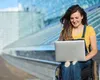 La un an de la aplicarea legislației europene privind accesibilitatea digitală, 9 din 10 companii analizate de Wawsome nu au site-uri accesibile