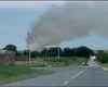 Incendiul a distrus stația de sortare a deșeurilor din Leț. Activitatea continuă, iar cei 40 de angajați își păstrează locurile de muncă