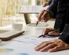 Tranziția de la salarizare internă la externalizare: ce date se transferă, cât durează procesul și ce beneficii apar încă din prima lună