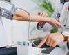 Cât costă asigurarea de sănătate în 2026 pentru persoanele fără venituri. Suma pe care trebuie să o plătești