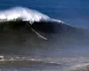 VIDEO care îţi taie răsuflarea! Un neamţ s-a dat cu surful pe cel mai înalt val cucerit vreodată