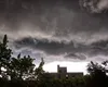 COD ROŞU de furtuni în Vrancea şi Bacău. Fenomene meteo periculoase în mai multe localităţi