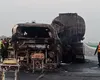 Accident cu 20 de morţi după ce un autobuz s-a ciocnit de o cisternă cu benzină VIDEO