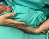 O româncă a trăit un adevărat miracol. Ionela a născut un bebeluş de doar 600 de grame. Cum este micuţa, după un an de viaţă