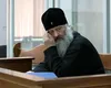 Stareţul mănăstirii Lavra Pecerska din Kiev, cea mai mare din Ucraina, arestat de SBU sub acuzația că susține războiului Rusiei în Ucraina. Zeci de credincioși au protestat în fața mănăstirii