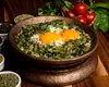 Spanac cu ouă: micul dejun de inspirație turcească gata în mai puțin de jumătate de oră