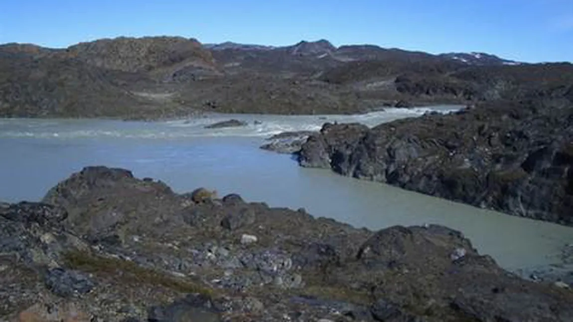 Viaţa pe Pământ ar fi început într-un vulcan noroios din Groenlanda
