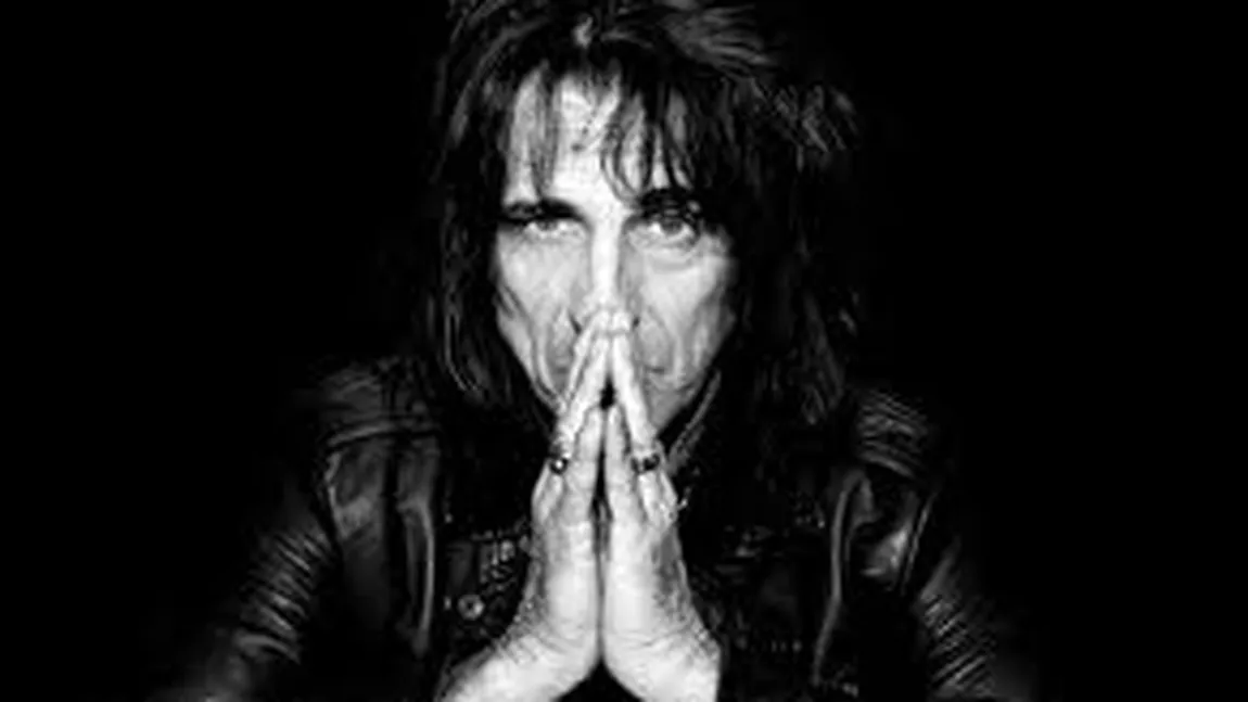 Alice Cooper, actor într-un film regizat de Tim Burton