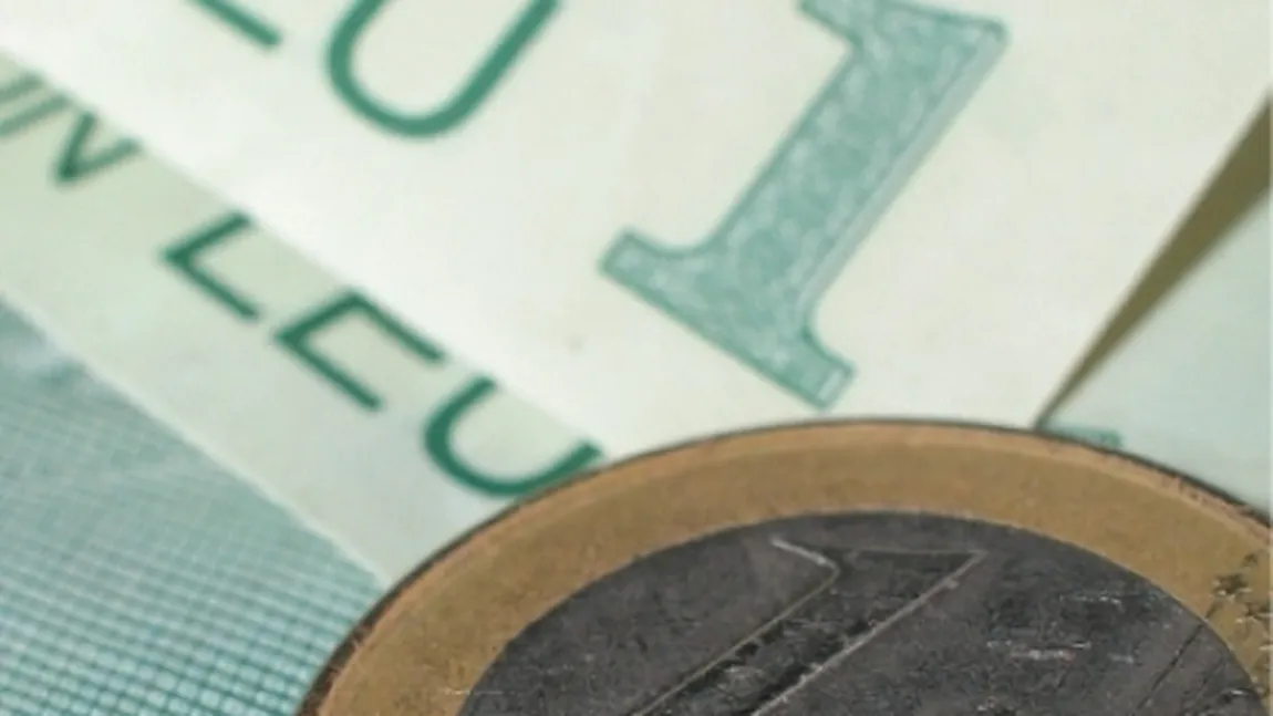 CURS VALUTAR: Euro rămâne la 4,34 lei