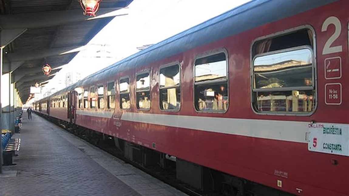 Trenurile care pleacă şi sosesc în Gara de Nord Bucureşti,întârziate din cauza furturilor de cabluri