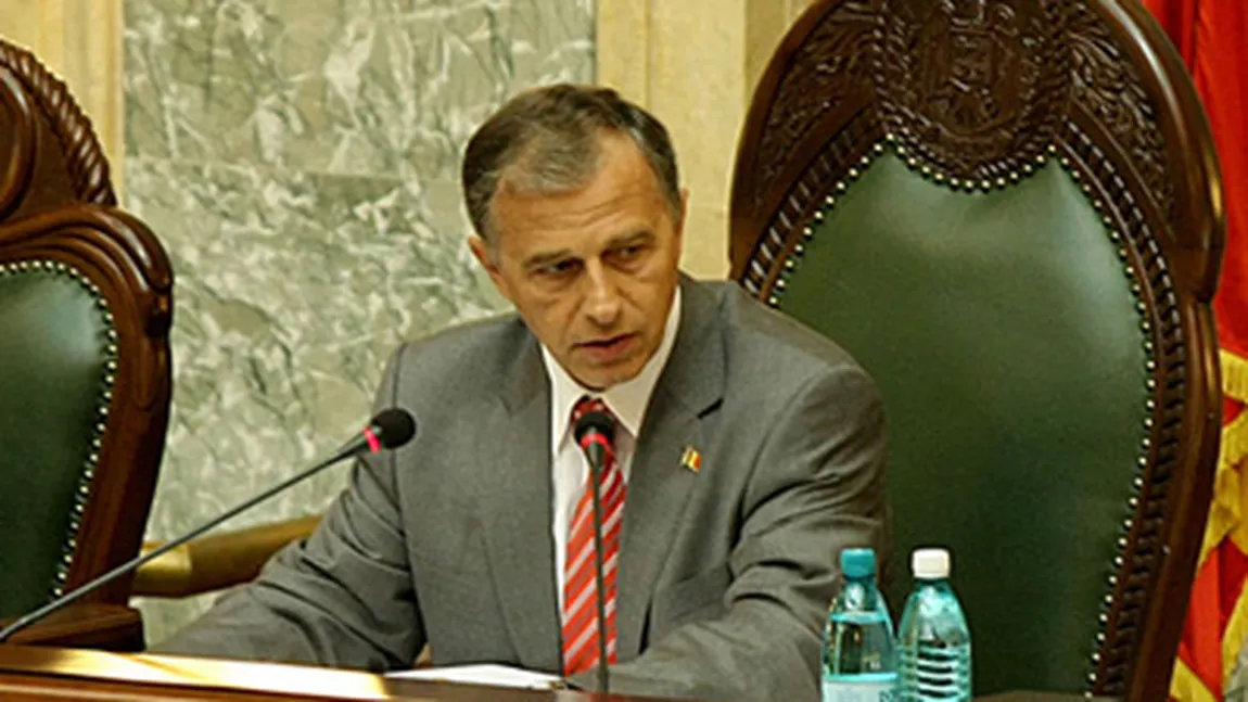 Ponta a cerut excluderea lui Geoană din PSD