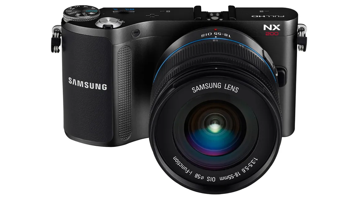 Samsung a adus în România camera foto NX200