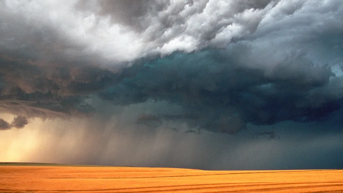 Fenomenele climatice extreme, mai frecvente, din cauza încălzirii globale