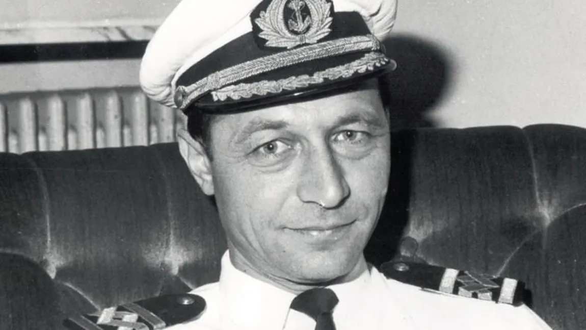 Comandantul de navă, Traian Băsescu, aşteptat la examen