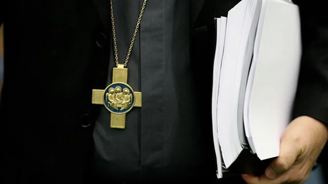 Raport şocant: Zeci de mii de copii abuzaţi de Biserica Catolică din Olanda