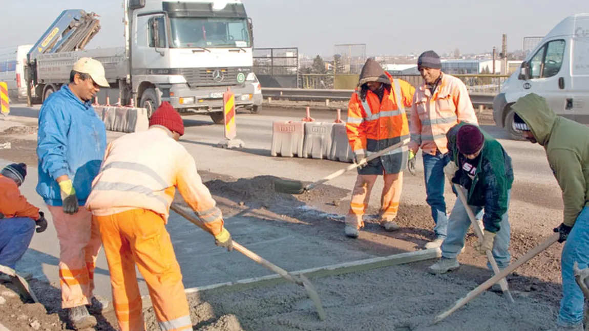 Consiliul Concurenţei, ignorat de asfaltatori. 25 de constructori, amendaţi cu 430.000 euro