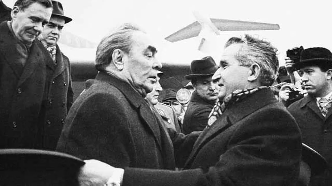 Cum a fost ameninţat Ceauşescu de ruşi în 1971