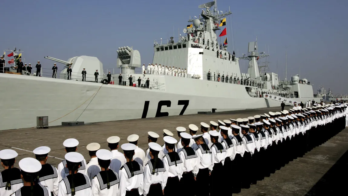 Preşedintele chinez a îndemnat Forţele Navale să fie pregătite de război