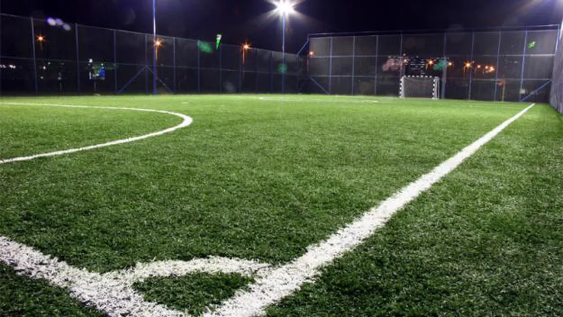 Prioritate într-un sat arădean: Teren de sport cu nocturnă