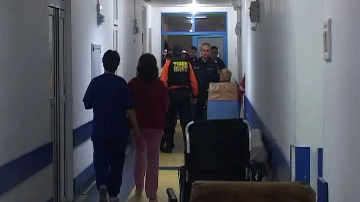 Scandal la spitalul din Buzău: Trei tineri beţi au distrus aparatura medicală VIDEO