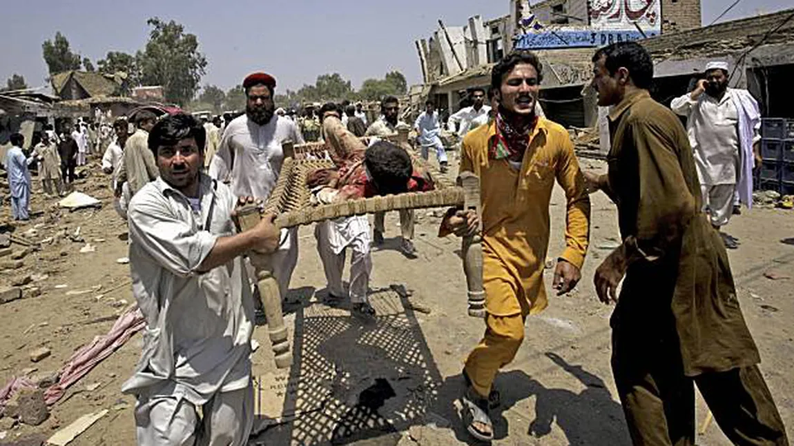 Masacru în Pakistan: 26 de morţi în urma unui atentat într-o piaţă aglomerată