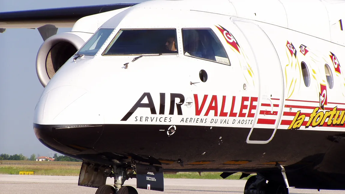 Un nou operator aerian low cost intră pe piaţa românească