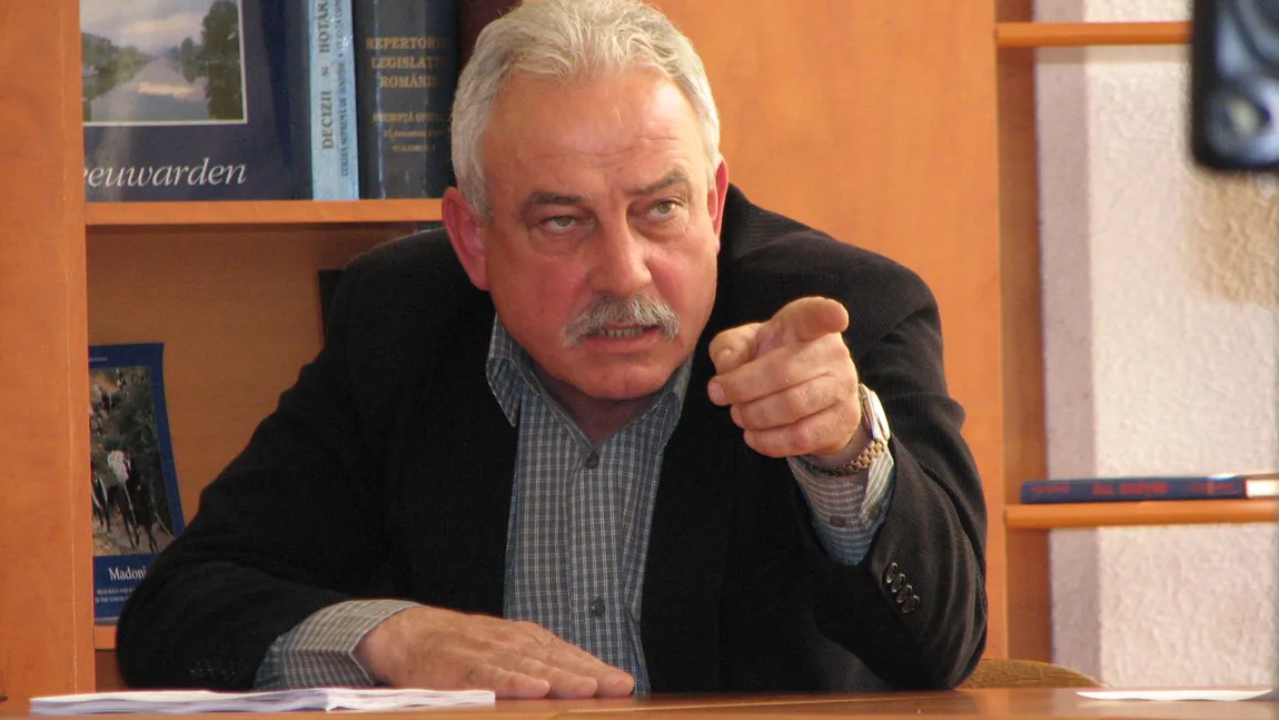 Scandal la primăria din Orşova. Primarul a fost demis din funcţie! VIDEO