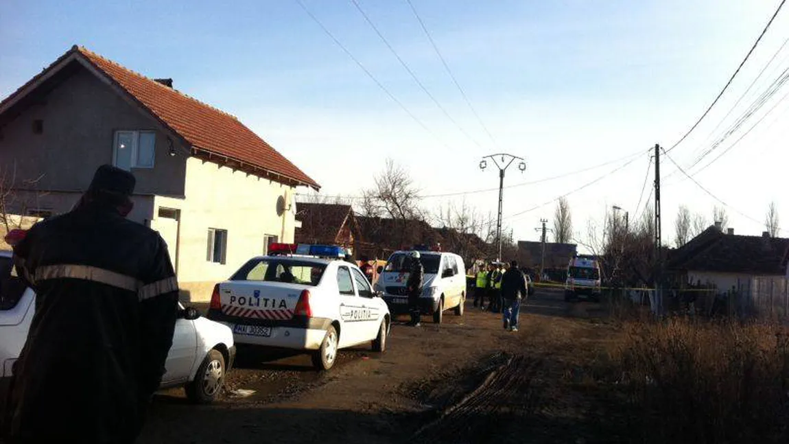 Scrisoare pentru politişti, găsită de legişti în chiloţii criminalului de la Şag