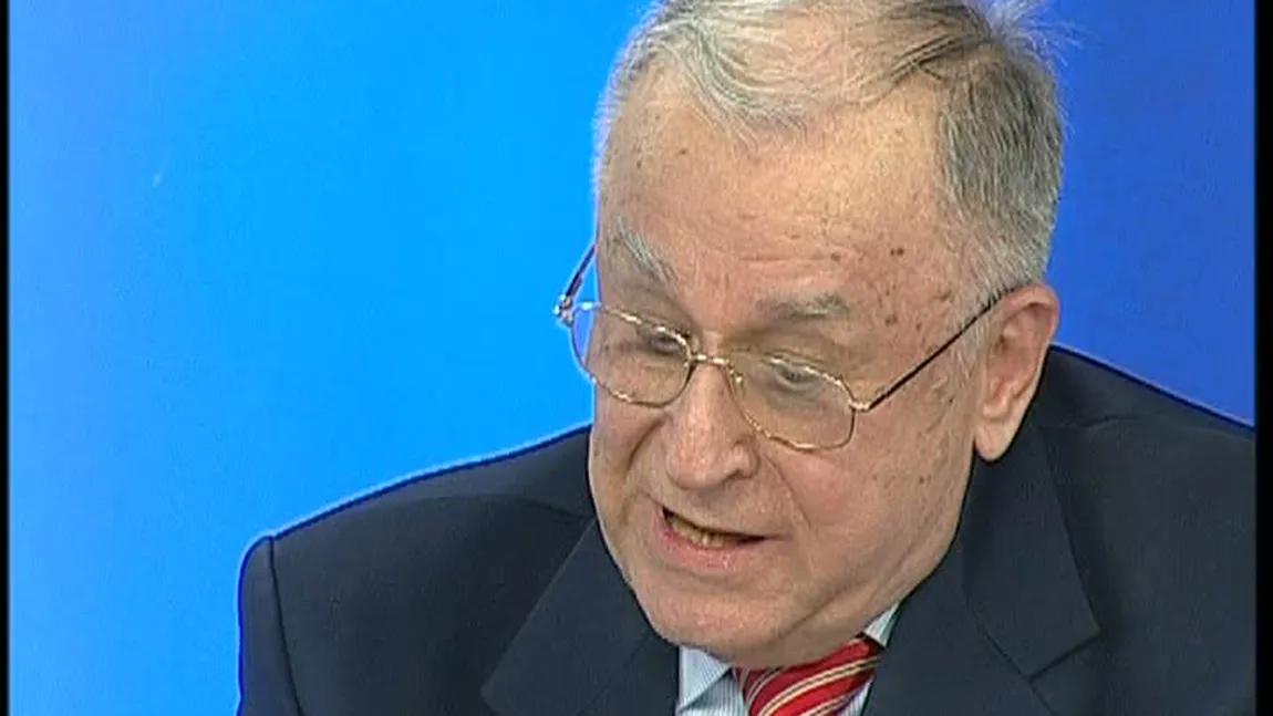 Ion Iliescu: Arafat are dreptate. Se distruge un sistem care funcţionează