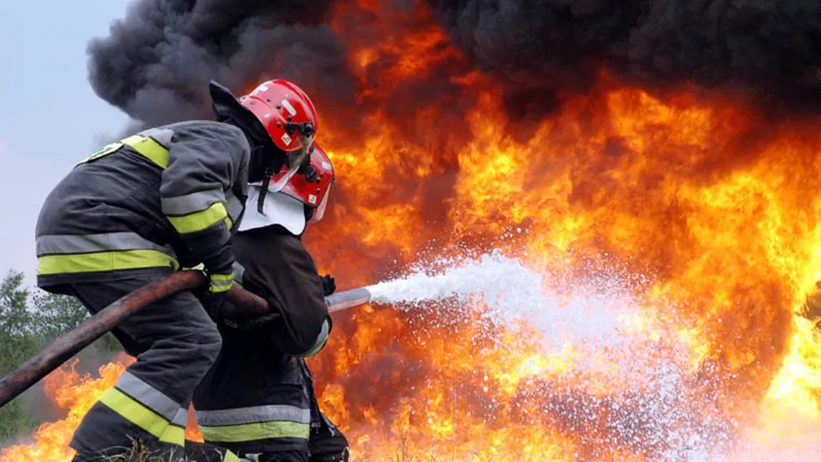 TRAGEDIE Patru copii au murit carbonizaţi într-un incendiu în Capitală VIDEO