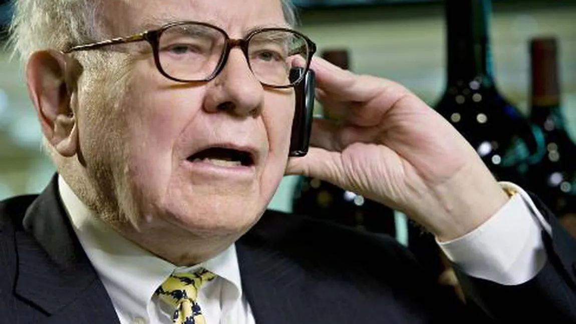 Warren Buffett cântă online pentru chinezi VIDEO