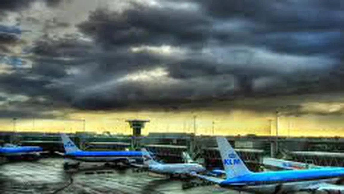Alertă cu bombă pe aeroportul Schiphol din Amsterdam