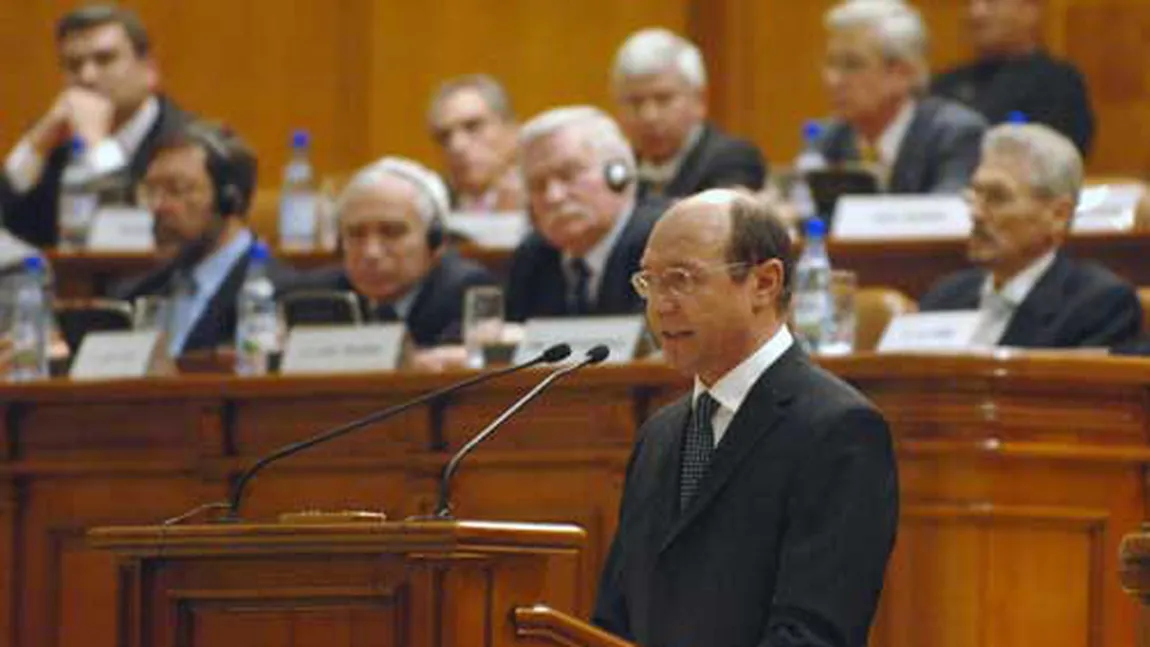 Băsescu, fixat pentru ora 11.00, în Parlament