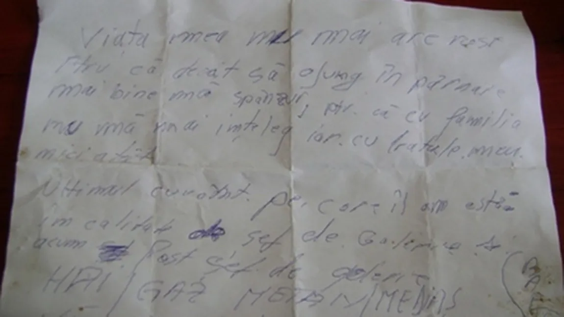 Tânărul din Mureş care şi-a ucis copilul, după care s-a spânzurat, a lăsat două bilete de adio