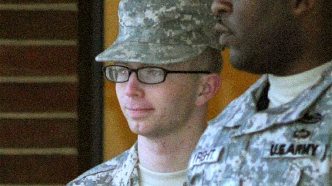 Bradley Manning a fost condamnat la 35 de ani de închisoare, pentru colaborarea cu WikiLeaks
