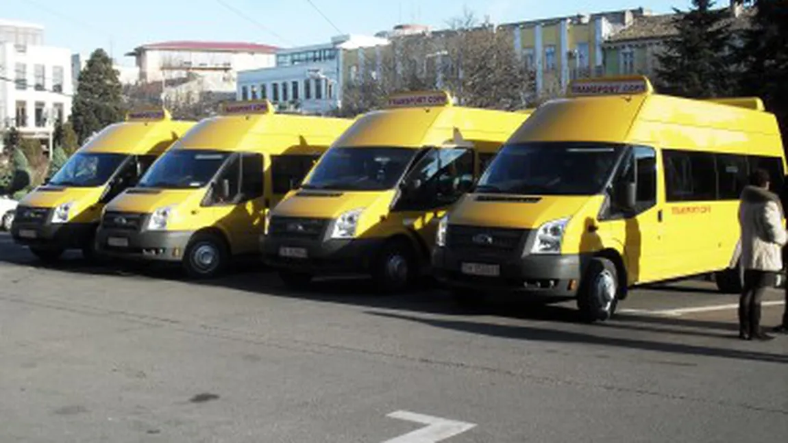Scădere cu 42,2% a înmatriculărilor noi de vehicule rutiere pentru transportul pasagerilor, în 2011