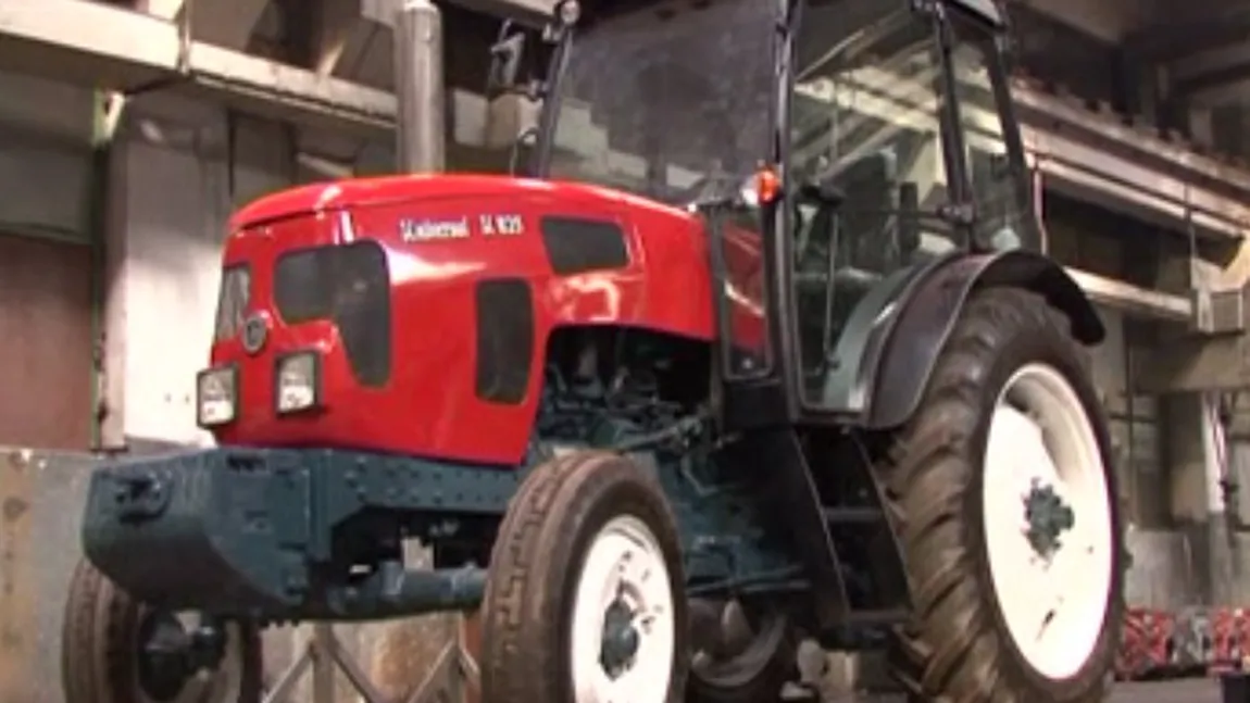 Tractorul de Băicoi e vândut în Egipt. Se pregăteşte un prototip pentru România VIDEO