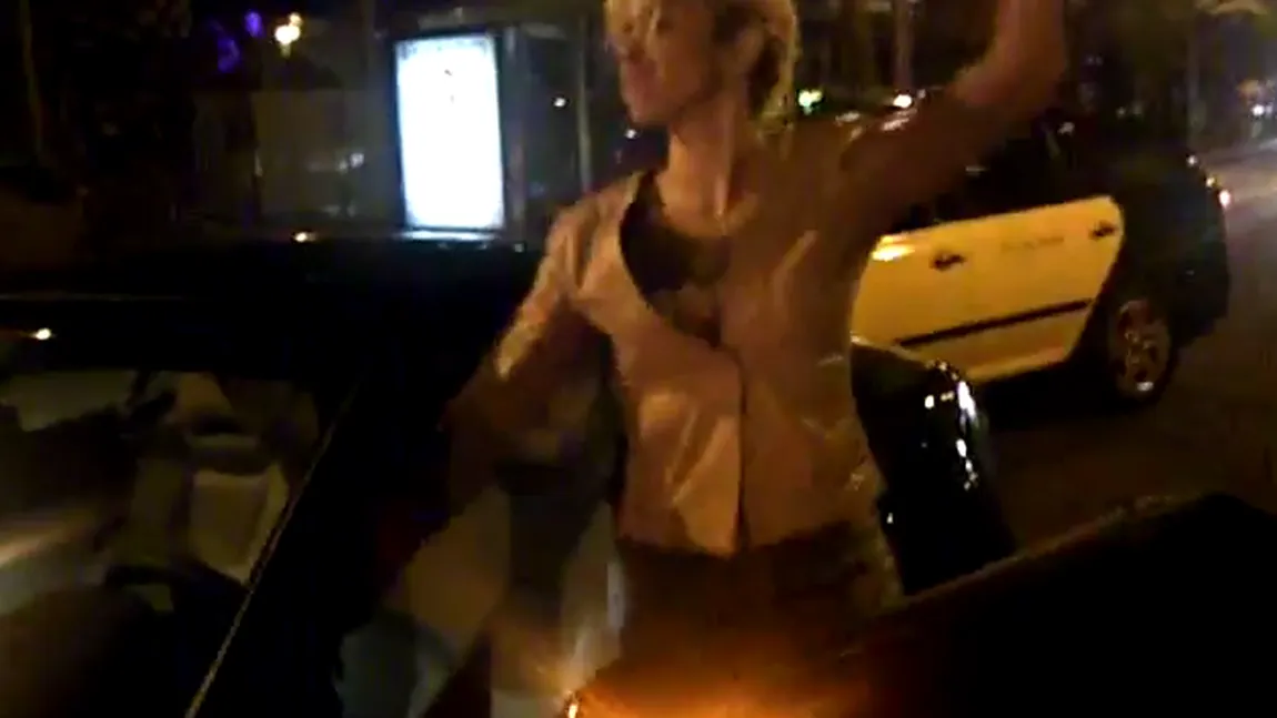 Shakira a dansat în mijlocul străzii, la Barcelona VIDEO