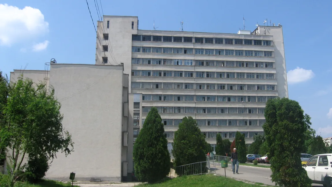 Un bărbat s-a spânzurat în subsolul spitalului de recuperare din Iaşi