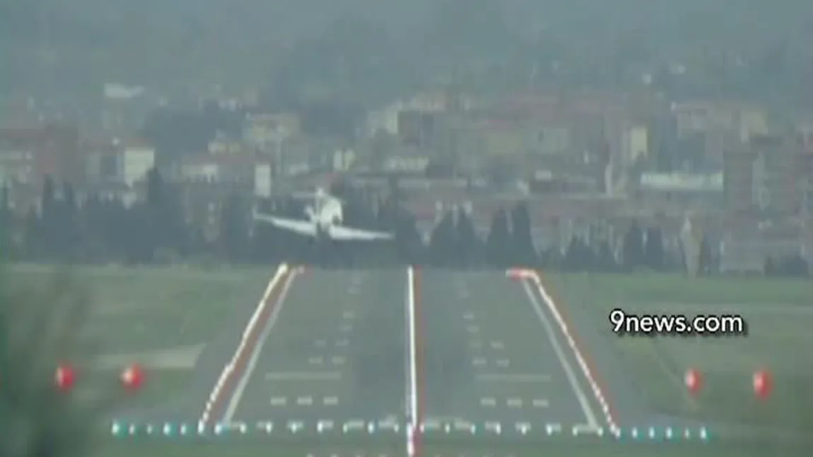 Imagini incredibile pe aeroportul din Bilbao. Mai multe avioane au ratat aterizarea VIDEO