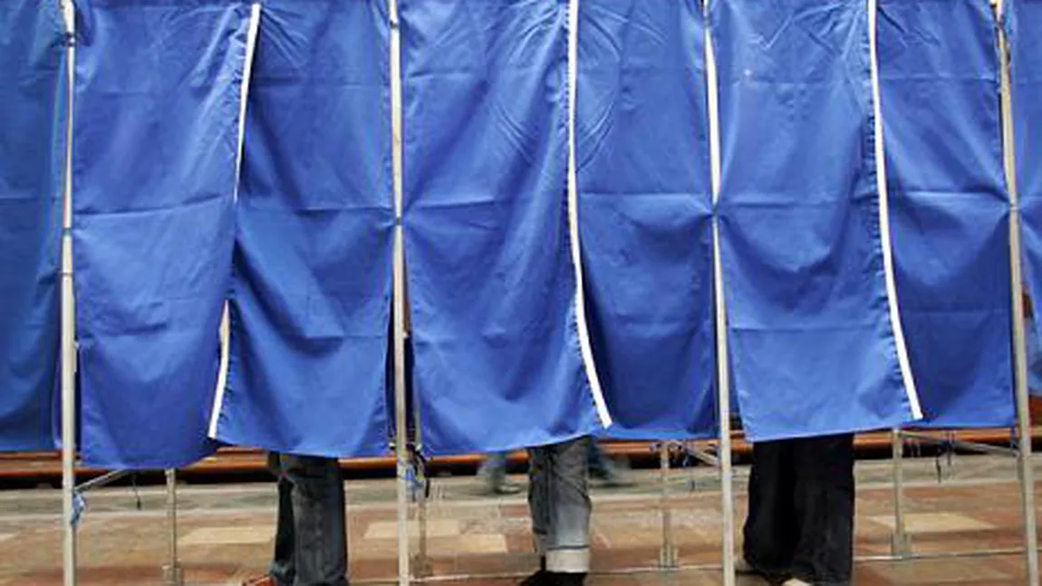 Pericol de fraudă: alegătorii de pe liste electorale, mai mulţi decât cei recenzaţi