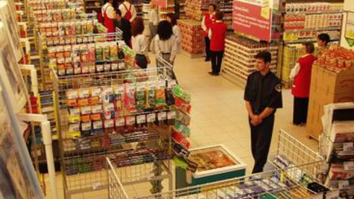 Carne stricată, la vânzare în supermarketuri din Capitală. Vezi lista magazinelor cu probleme