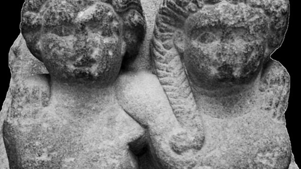 Statuile gemenilor lui Marc Antoniu şi ai Cleopatrei, redescoperite în Egipt FOTO
