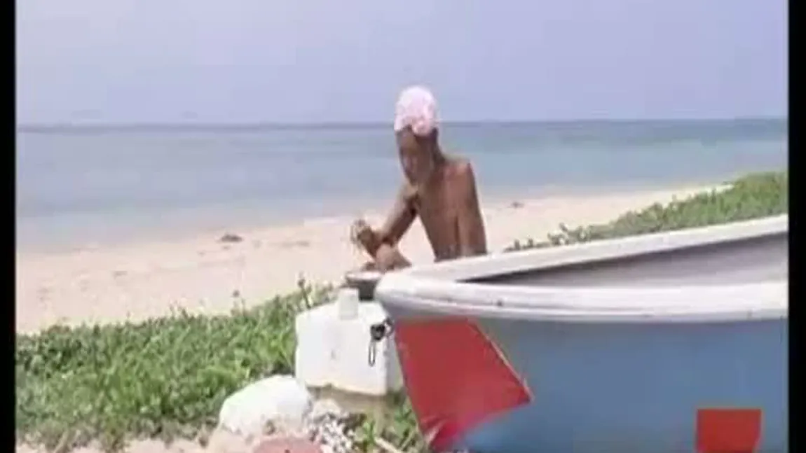 Un japonez trăieşte de 20 de ani pe o insulă pustie VIDEO