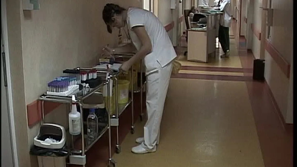 10.000 de euro, şpagă de infirmieră. Vezi ce promitea femeia