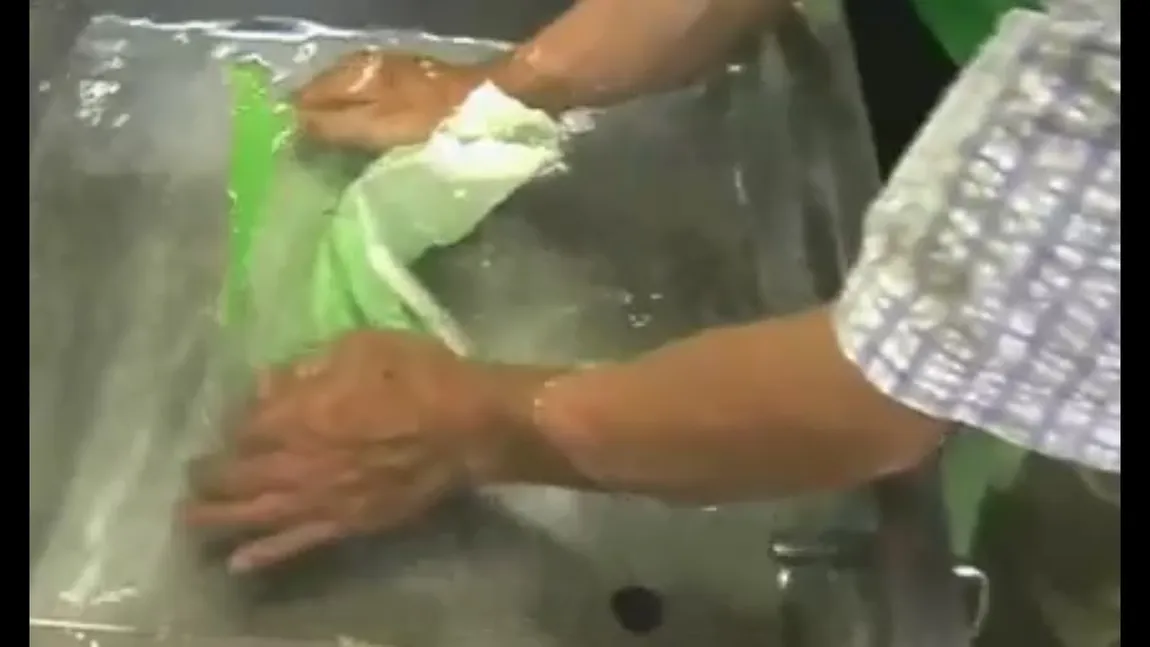 O INVENŢIE CULINARĂ A JAPONEZILOR. Tu ai mânca aşa ceva? VIDEO